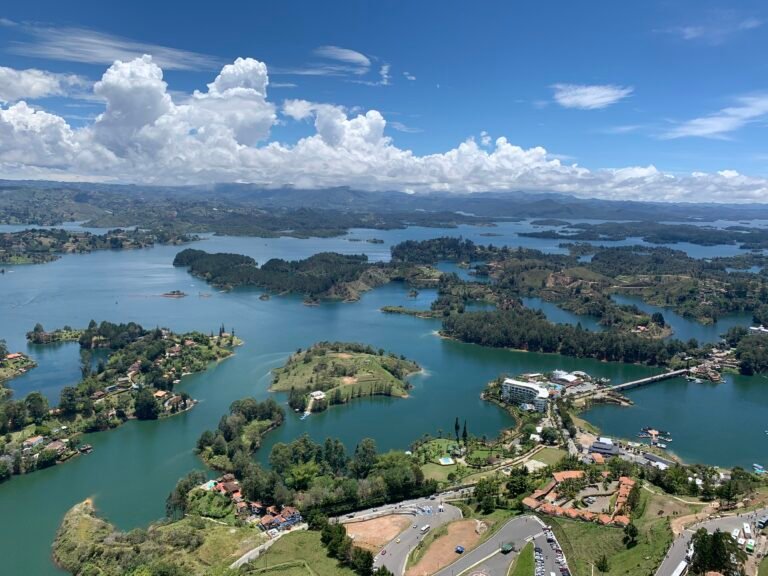 guatape lakes colombia