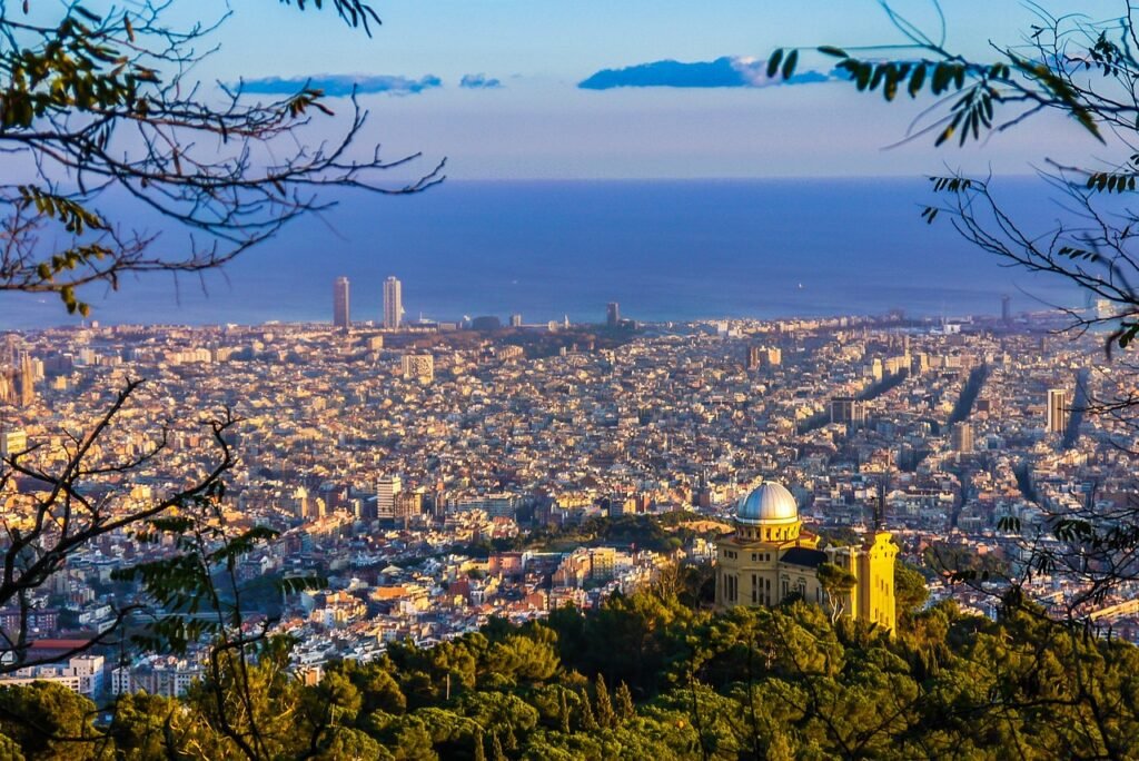 barcelona, views, catalonia-838716.jpg