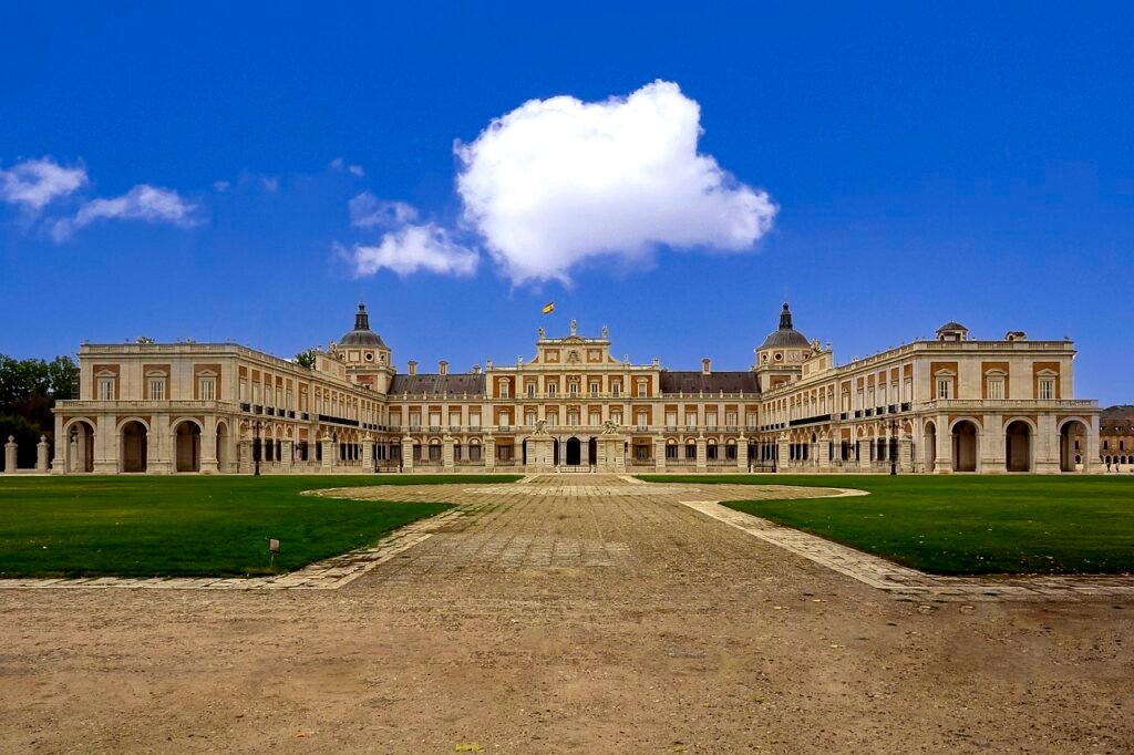 royal palace of aranjuez, nature, palace-6704391.jpg